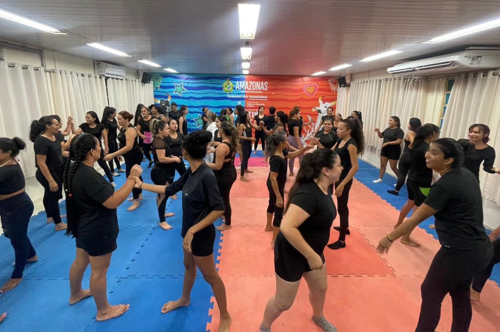 SEDEL-2a-Edic807_a771_o-do-Curso-de-Defesa-Pessoal-Feminina-FOTO-Divulgac807_a771_o-SEDEL-1024×680-1