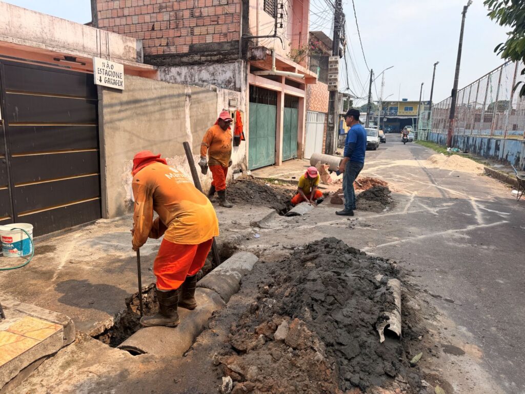 Prefeitura-de-Manaus-recupera-drenagem-profunda-no-bairro-Petropolis-e-melhora-infraestrutura-para-moradores-2