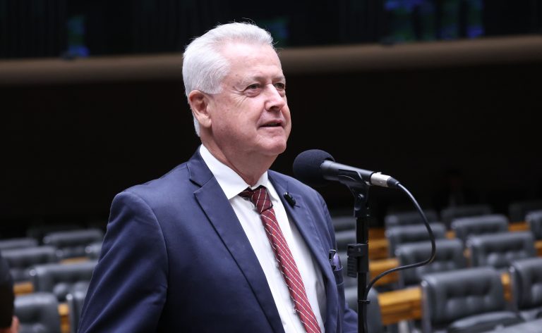 Deputado Rodrigo Rollemberg (PSB-DF) no Plenário da Câmara dos Deputados