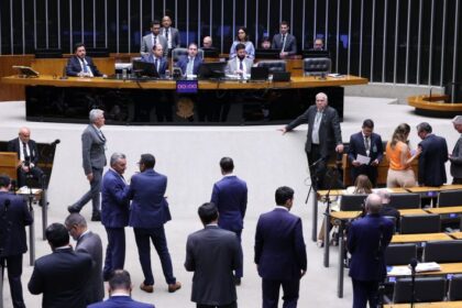 Discussão e votação de propostas legislativas. Presidente da Câmara dos Deputados, Hugo Motta (REPUBLICANOS - PB)